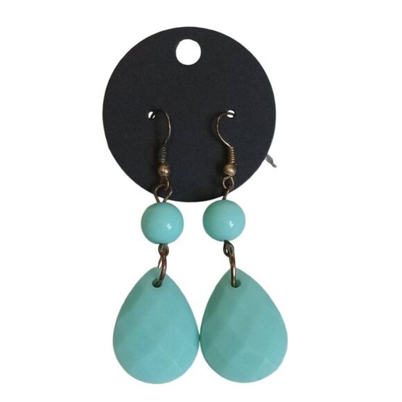 Turquoise Faceted Teardrop and Round Beaded Lightweight Plastic Dangle Earrings - Picture 1 of 8